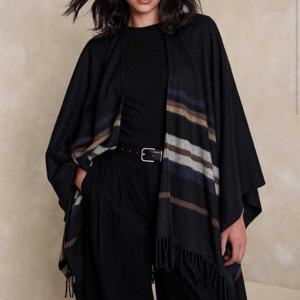 NWT. WOOL-BLEND PONCHO